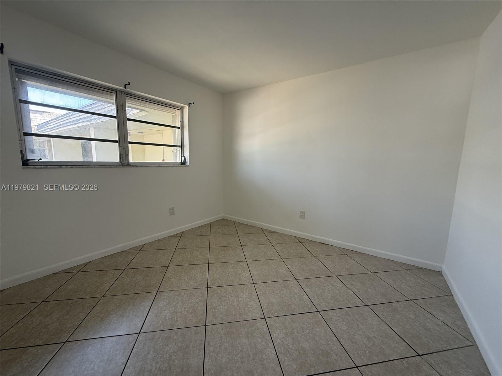 OLA CONDO - Residential Lease