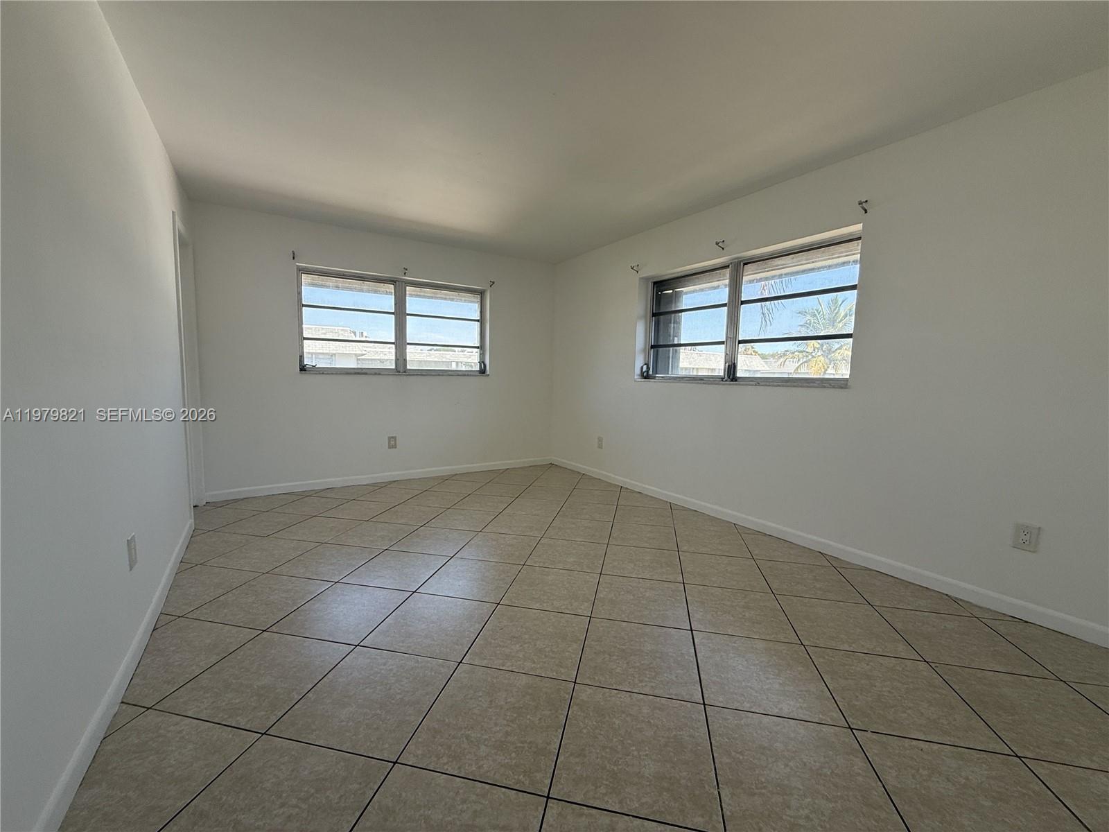 OLA CONDO - Residential Lease