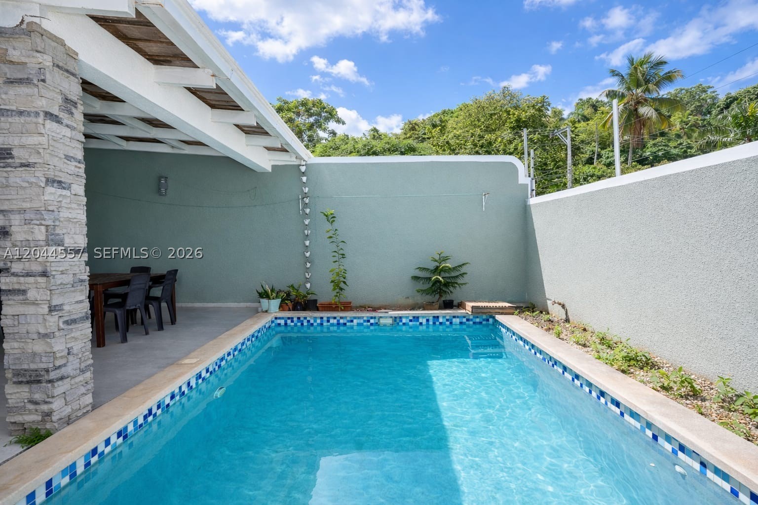 PERLA BONITA - Residential
