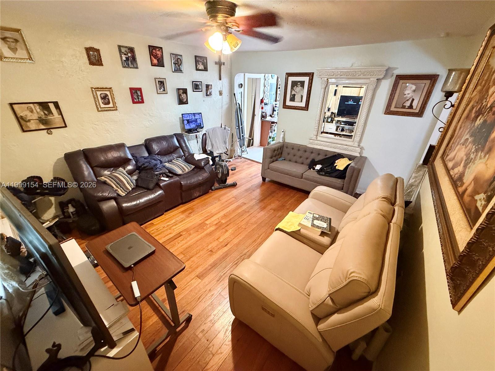SUNNY ACRES - Residential