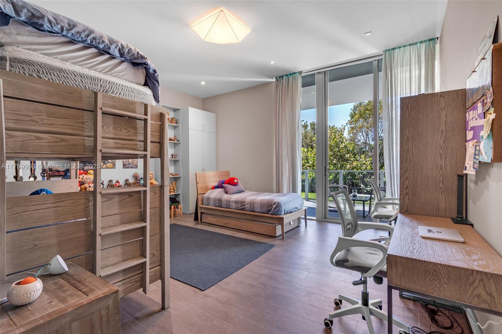 OCEANA KEY BISCAYNE CONDO - Residential Lease