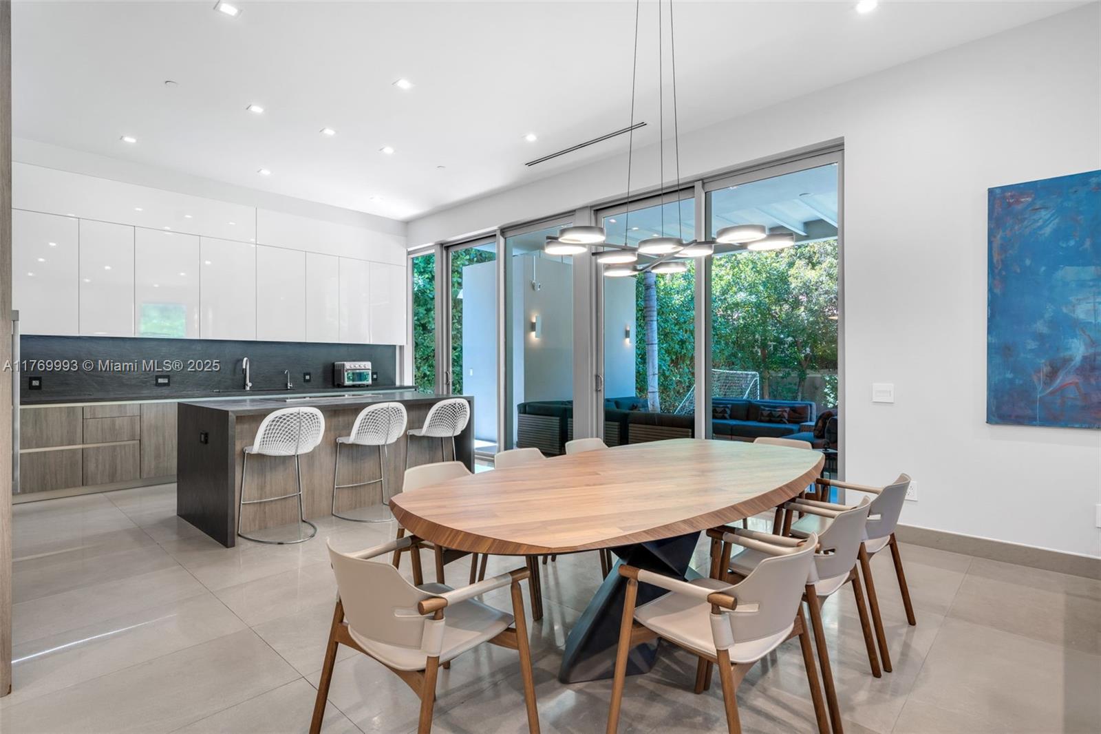 OCEANA KEY BISCAYNE CONDO - Residential Lease