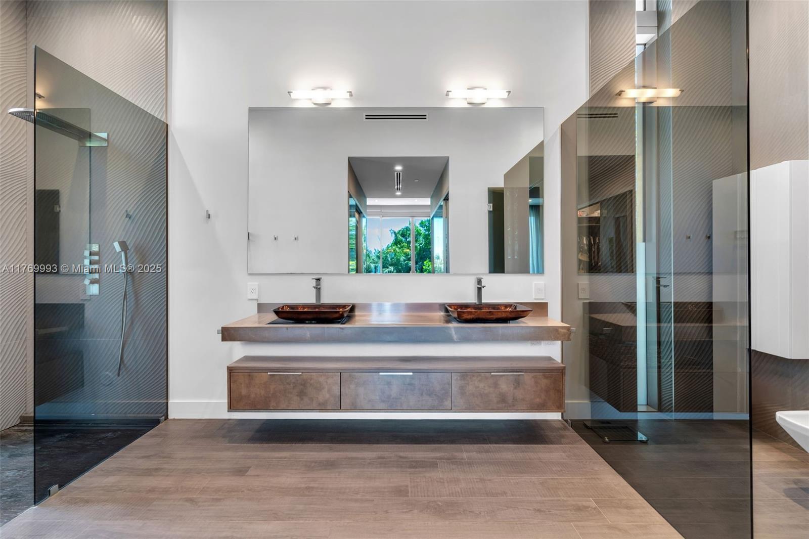 OCEANA KEY BISCAYNE CONDO - Residential Lease