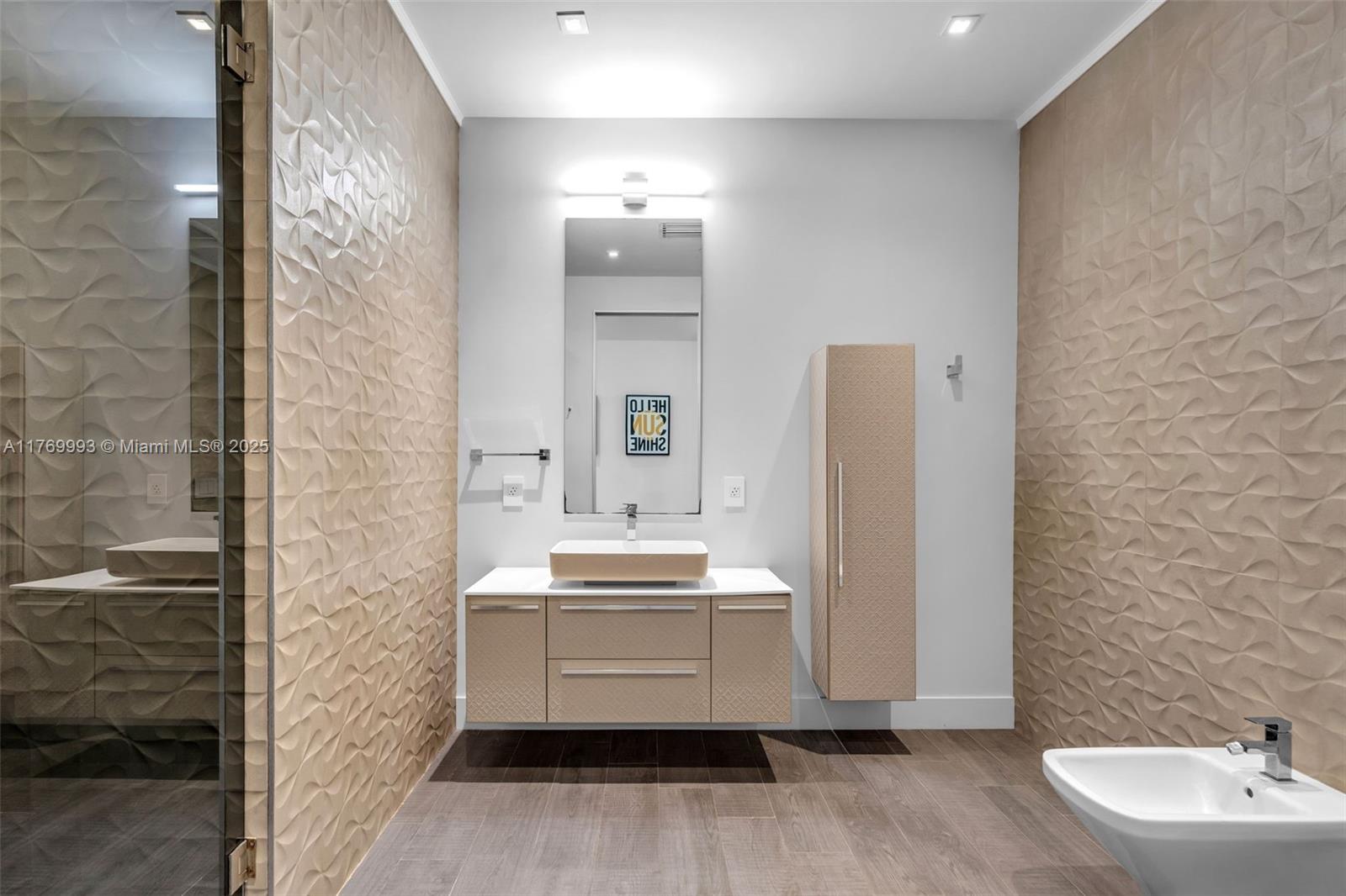 OCEANA KEY BISCAYNE CONDO - Residential Lease