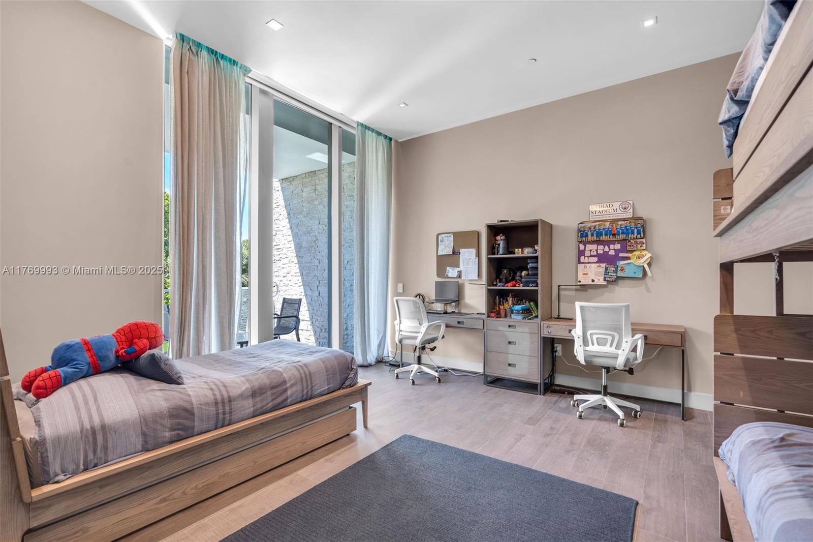 OCEANA KEY BISCAYNE CONDO - Residential Lease