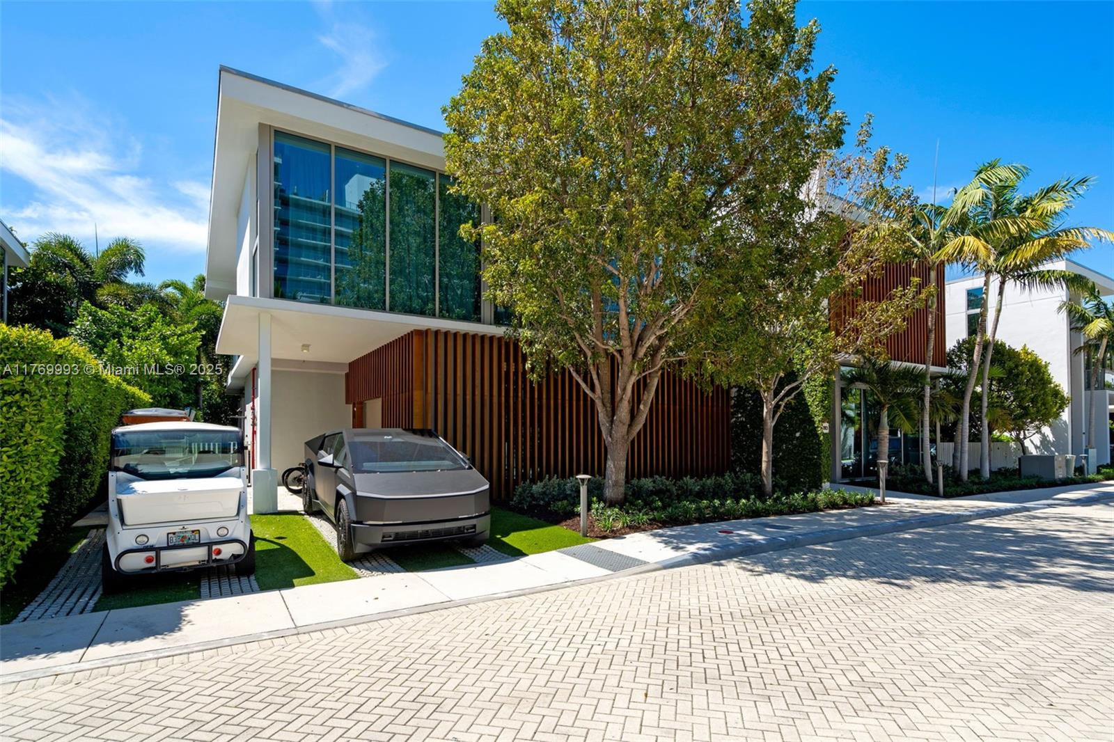 OCEANA KEY BISCAYNE CONDO - Residential Lease