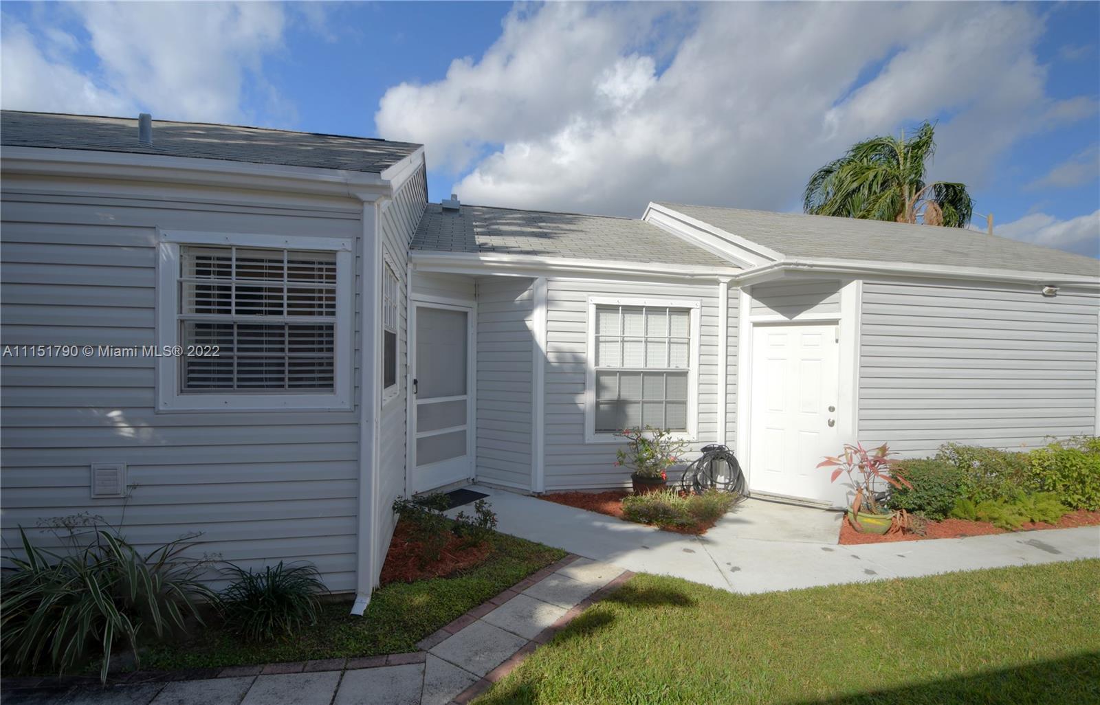 VICTORIA WOODS 2 - Residential