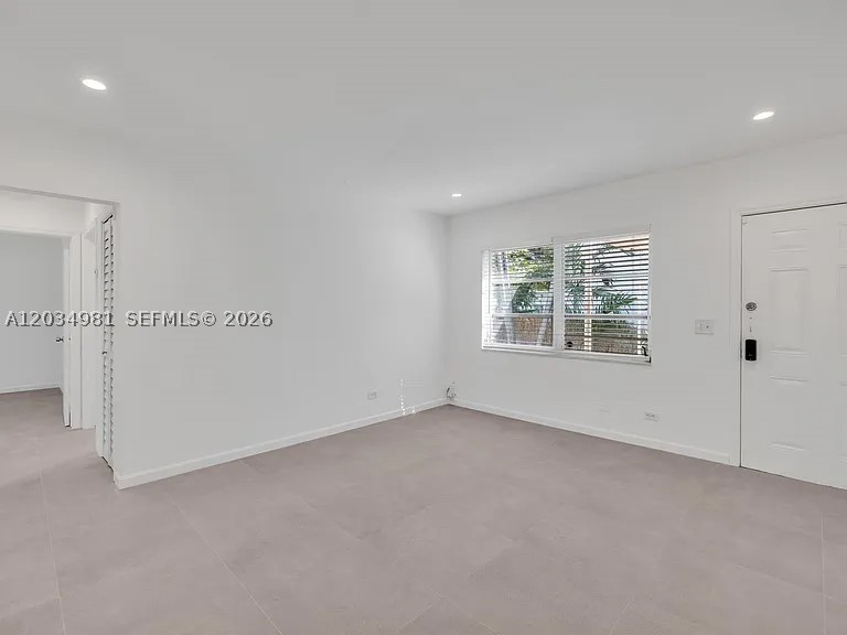 NORTH GATE - Residential Income