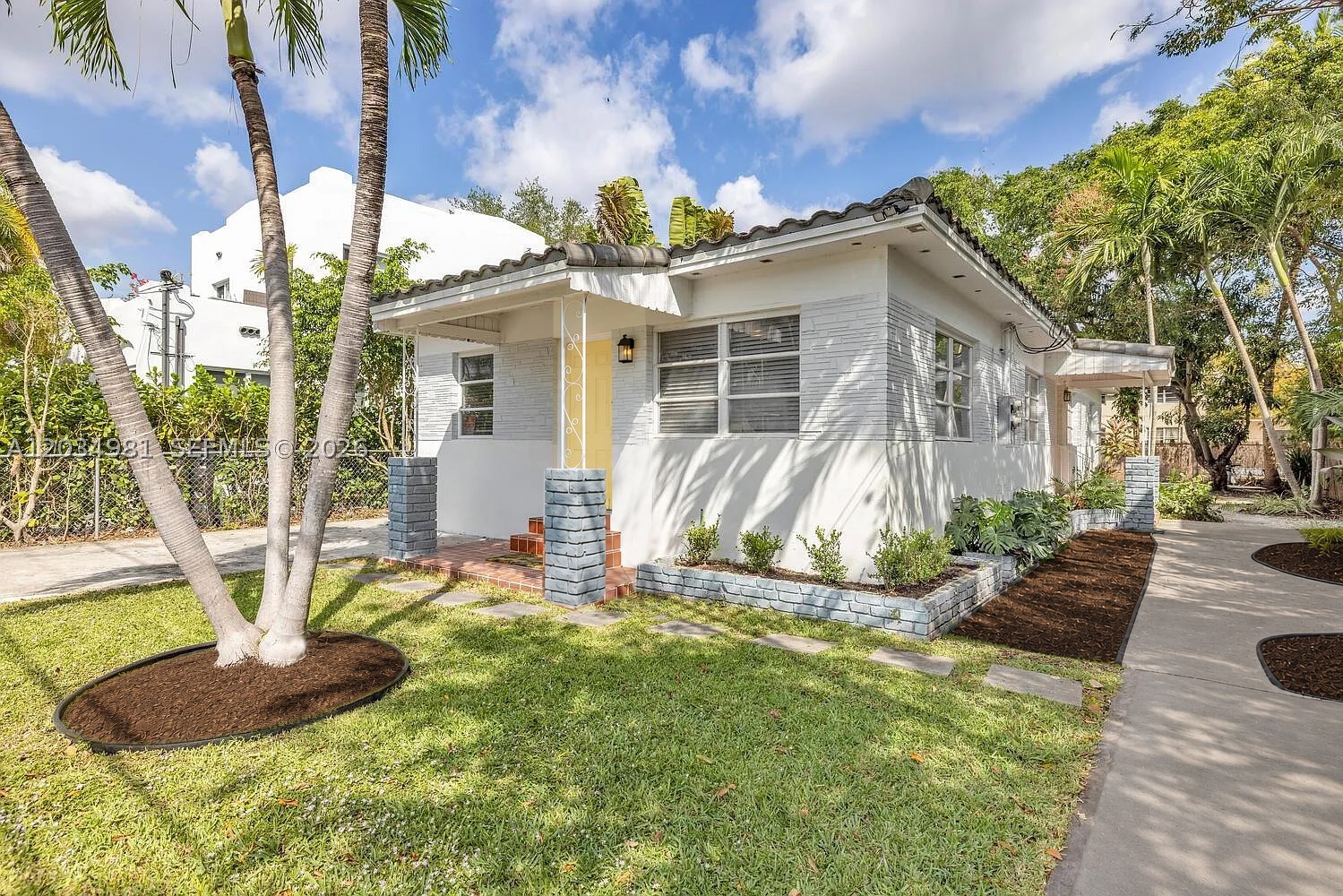 NORTH GATE - Residential Income