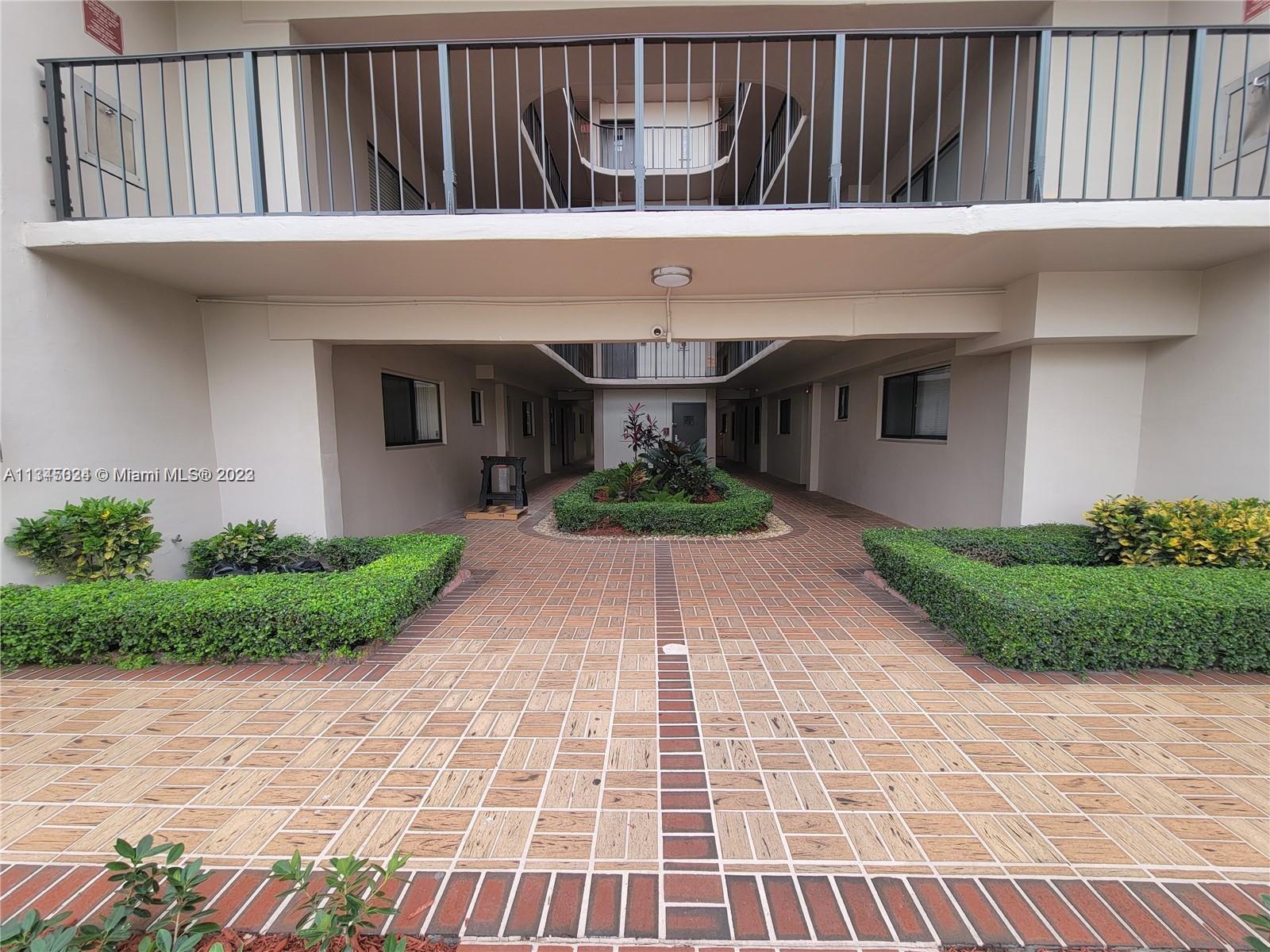 HORIZONS WEST CONDO #6 - Residential Lease
