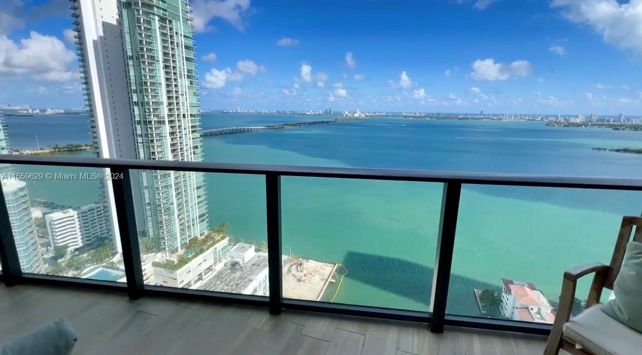 ICON BAY CONDO - Residential Lease