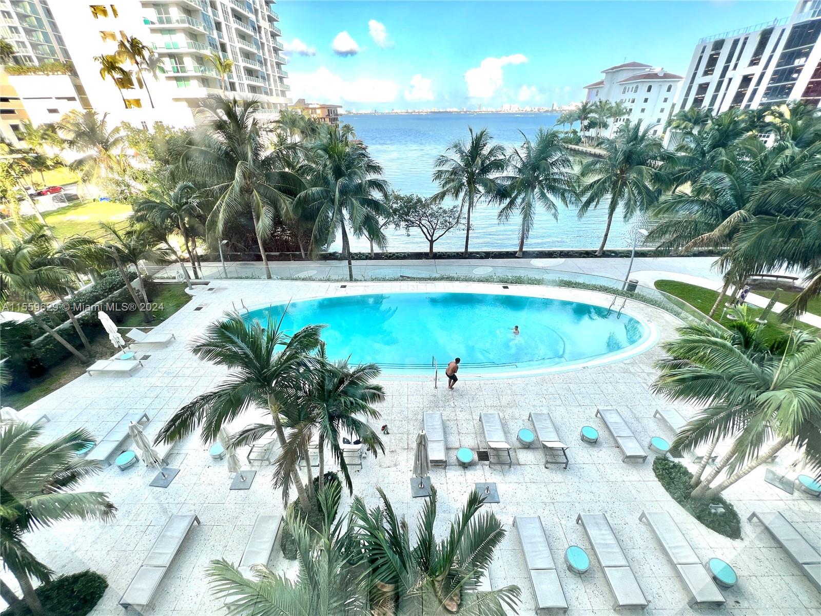 ICON BAY CONDO - Residential Lease