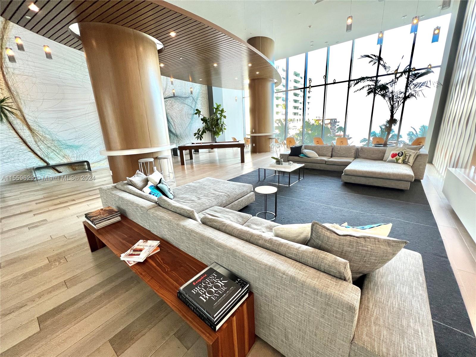 ICON BAY CONDO - Residential Lease