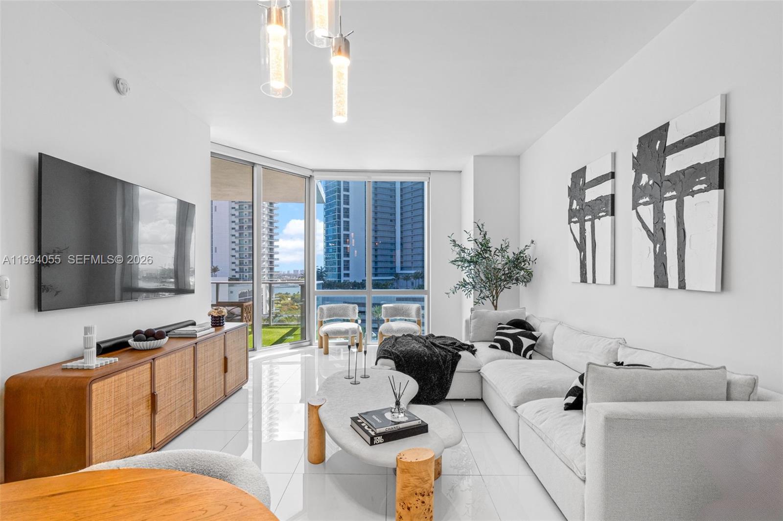 PARAMOUNT MIAMI WORLDCENT - Residential
