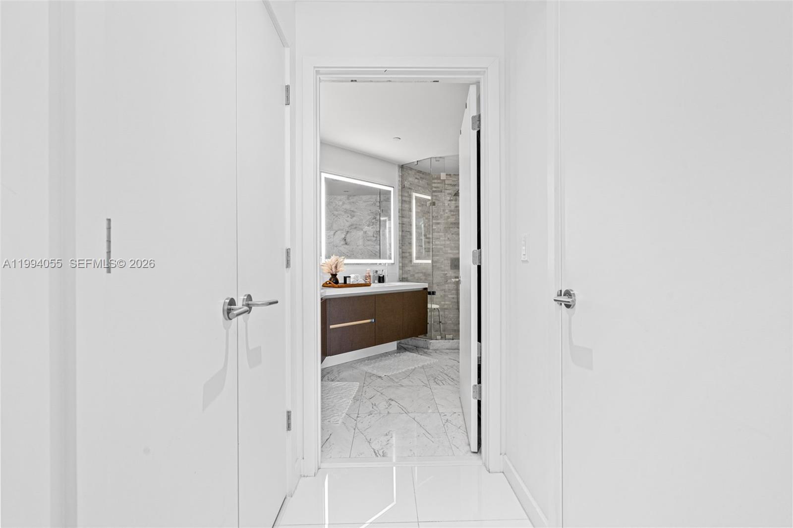 PARAMOUNT MIAMI WORLDCENT - Residential
