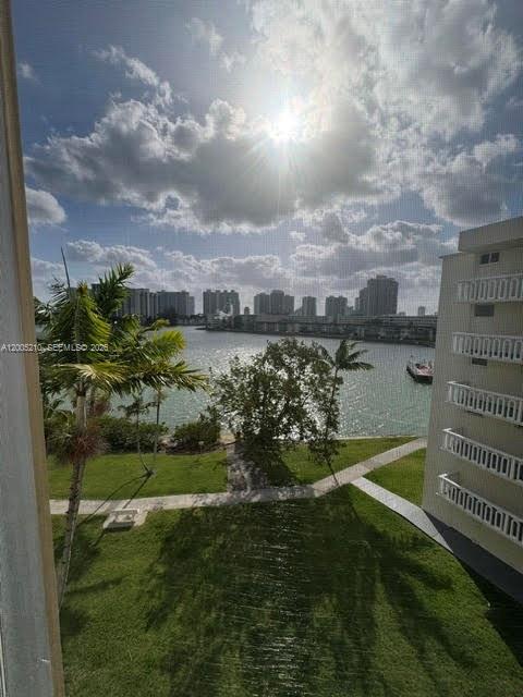 POINT EAST SEC II CONDO - Residential