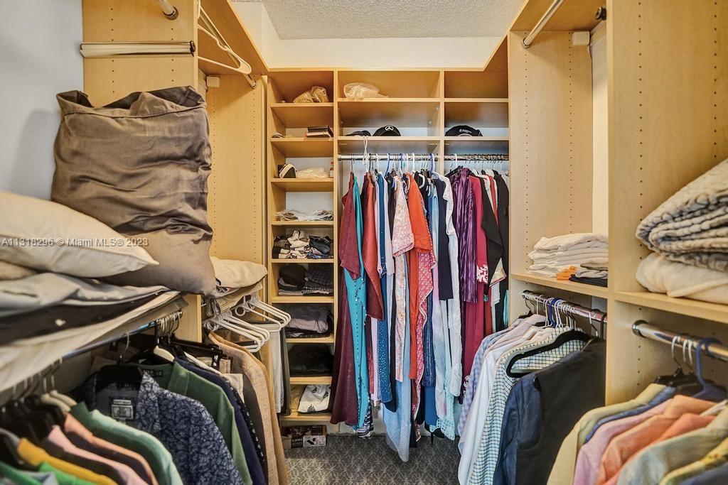 HAMPTONS WEST CONDO - Residential