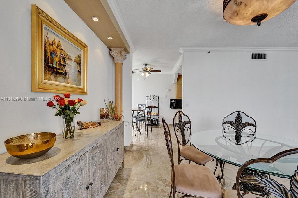 HAMPTONS WEST CONDO - Residential