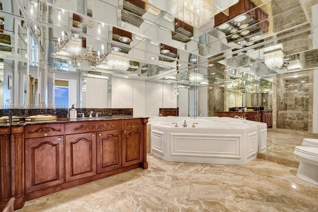 HAMPTONS WEST CONDO - Residential