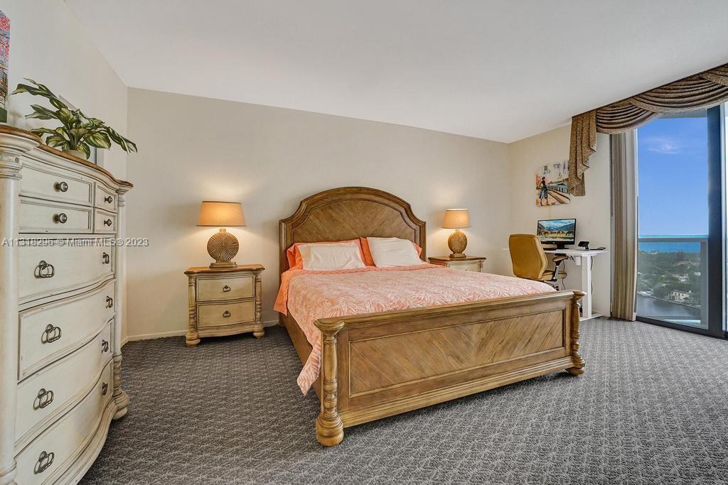 HAMPTONS WEST CONDO - Residential