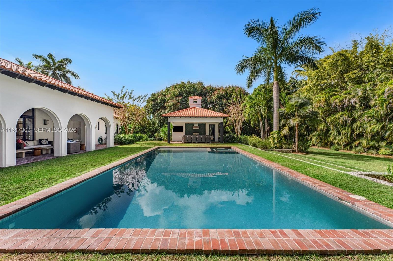 COCOA PLUM HEIGHTS SUB - Residential