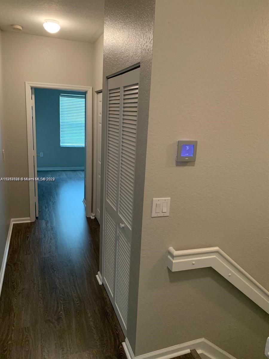 PEMBROKE ISLES V - Residential Lease