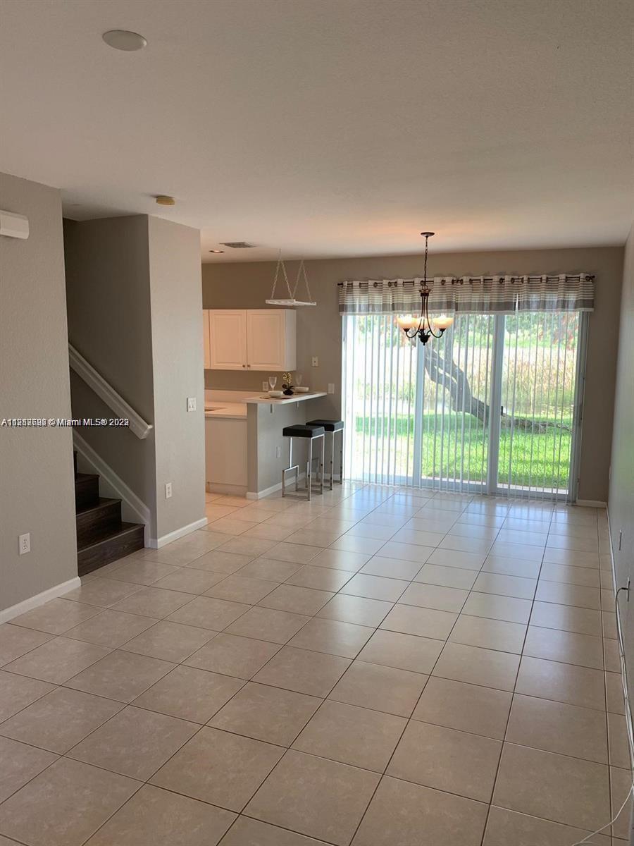 PEMBROKE ISLES V - Residential Lease