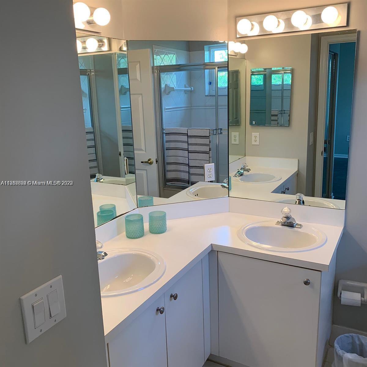 PEMBROKE ISLES V - Residential Lease