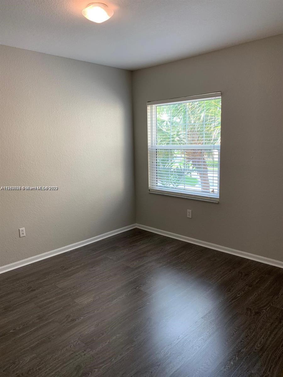 PEMBROKE ISLES V - Residential Lease