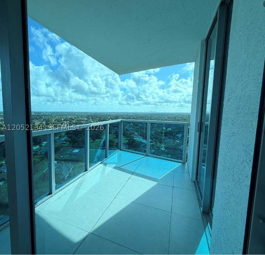 TAO SAWGRASS CONDOMINIUM - Residential