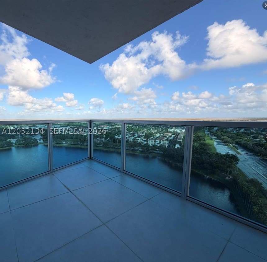 TAO SAWGRASS CONDOMINIUM - Residential