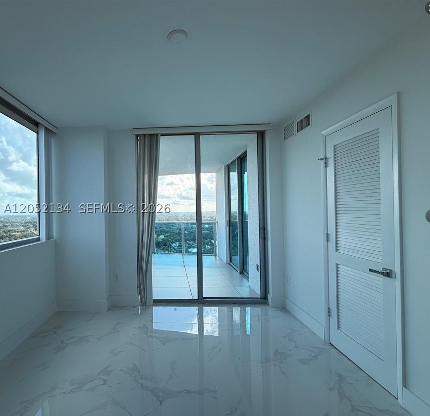 TAO SAWGRASS CONDOMINIUM - Residential