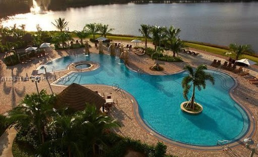 TAO SAWGRASS CONDOMINIUM - Residential