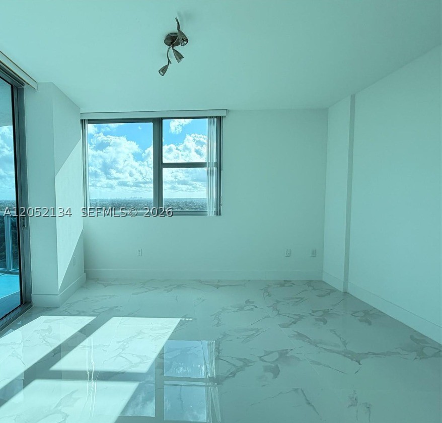 TAO SAWGRASS CONDOMINIUM - Residential