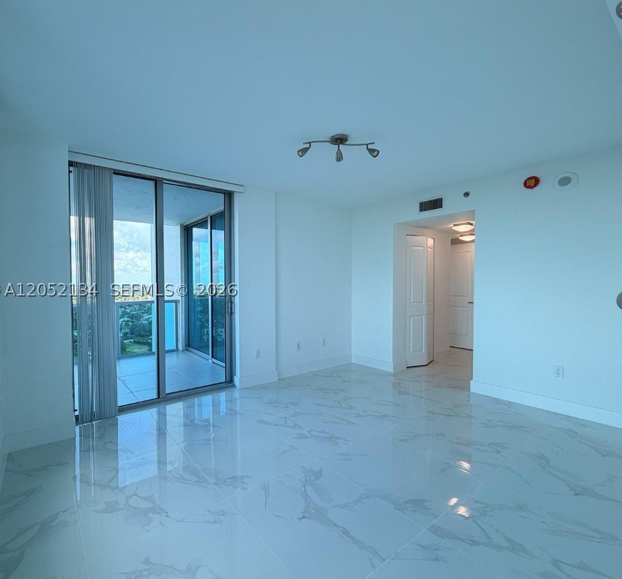 TAO SAWGRASS CONDOMINIUM - Residential