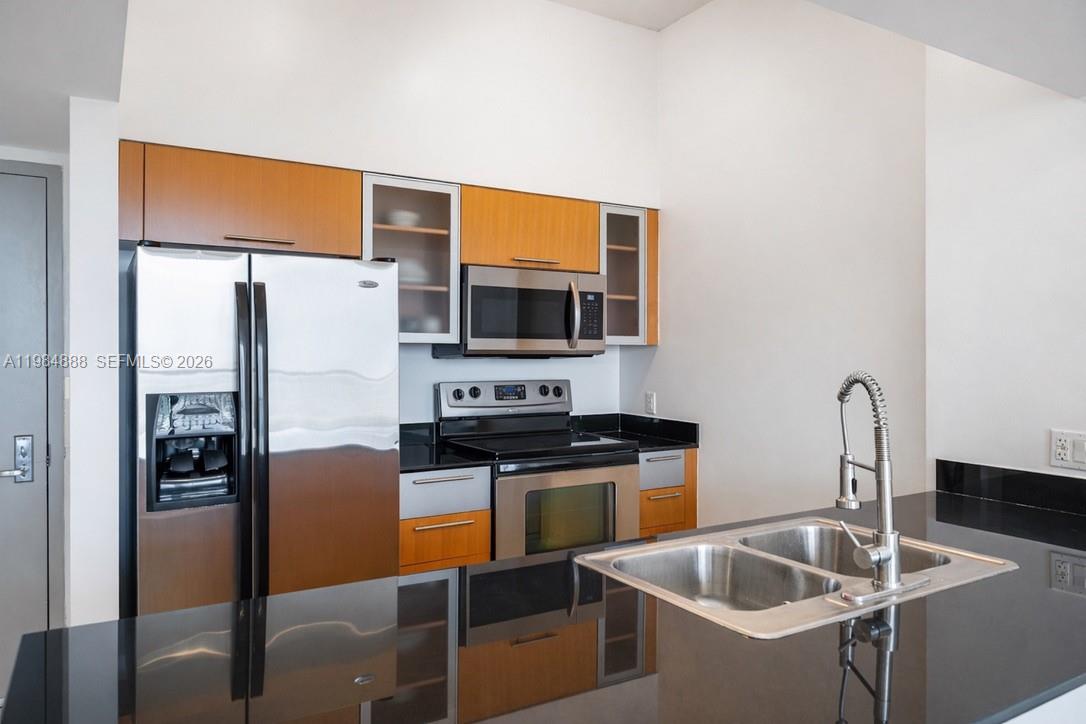 OPERA TOWER CONDO - Residential