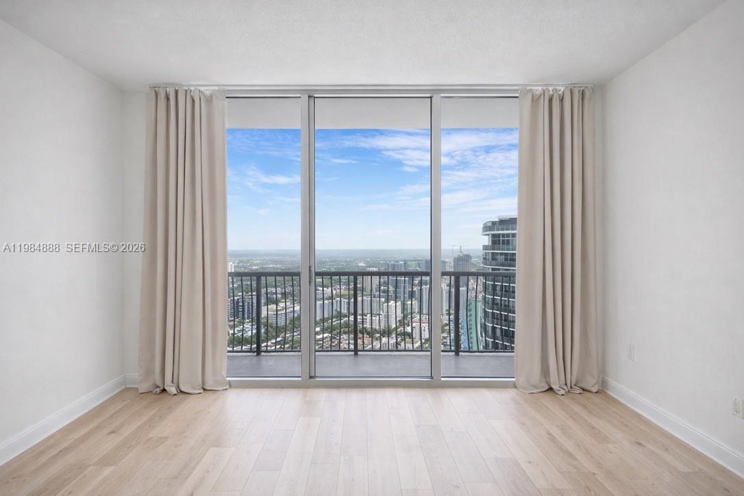 OPERA TOWER CONDO - Residential