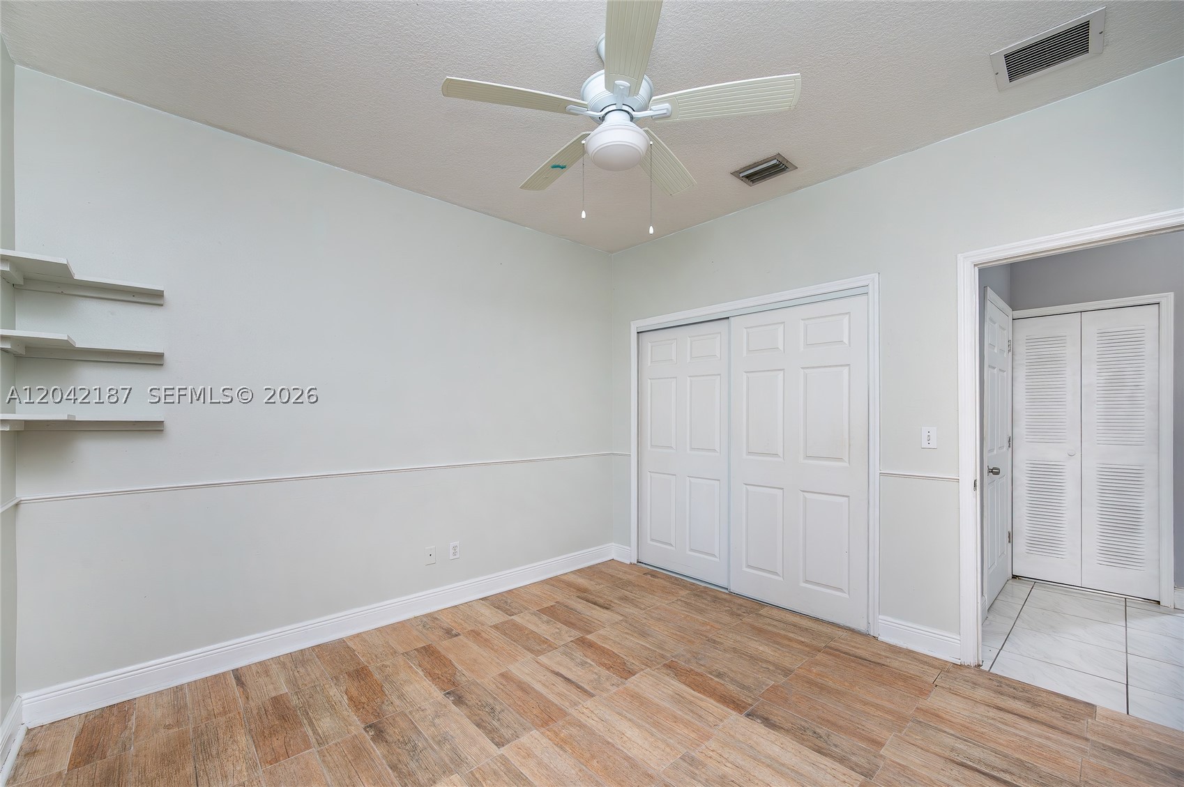 GOLDEN GLADES PARK - Residential