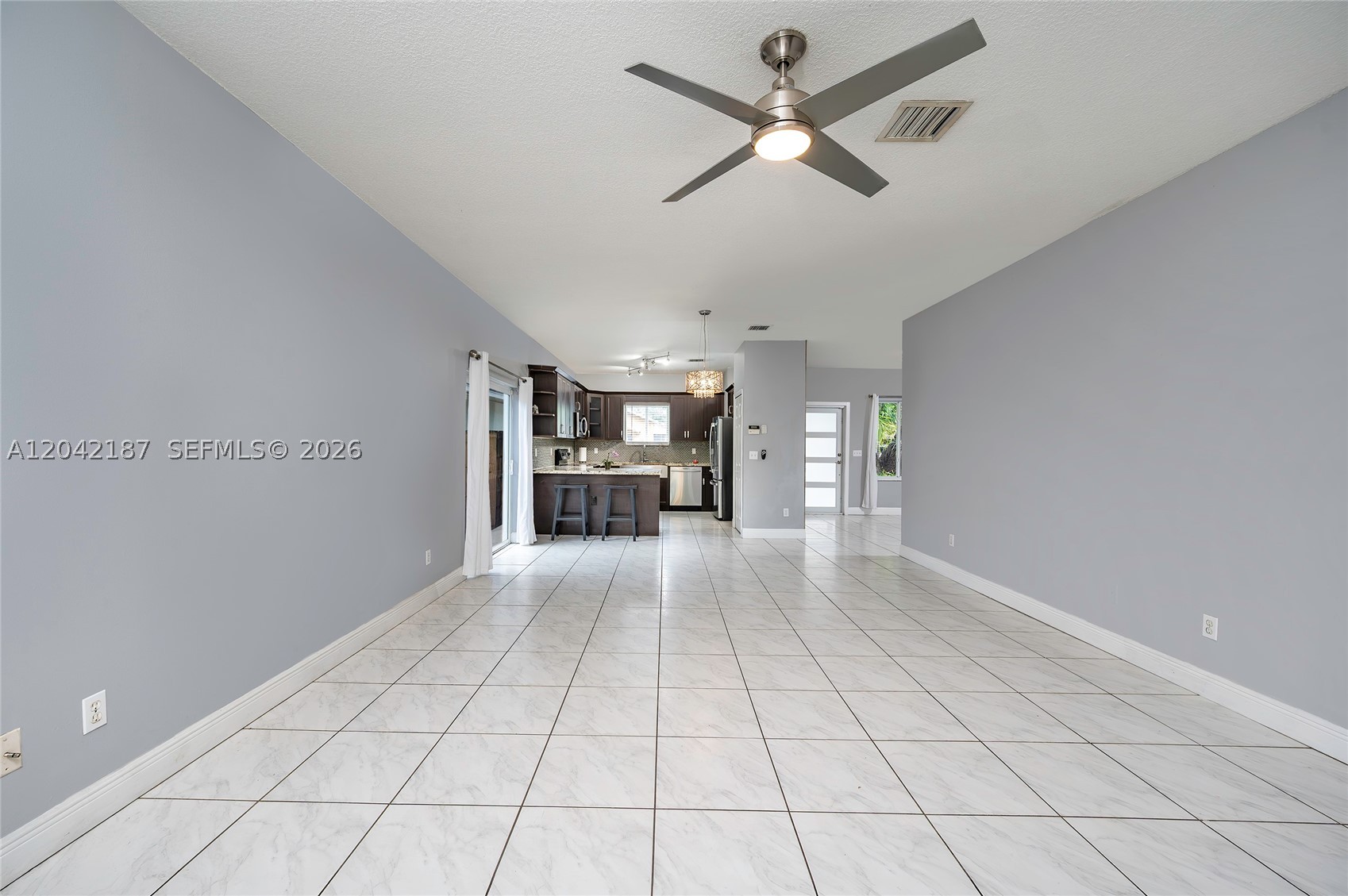 GOLDEN GLADES PARK - Residential