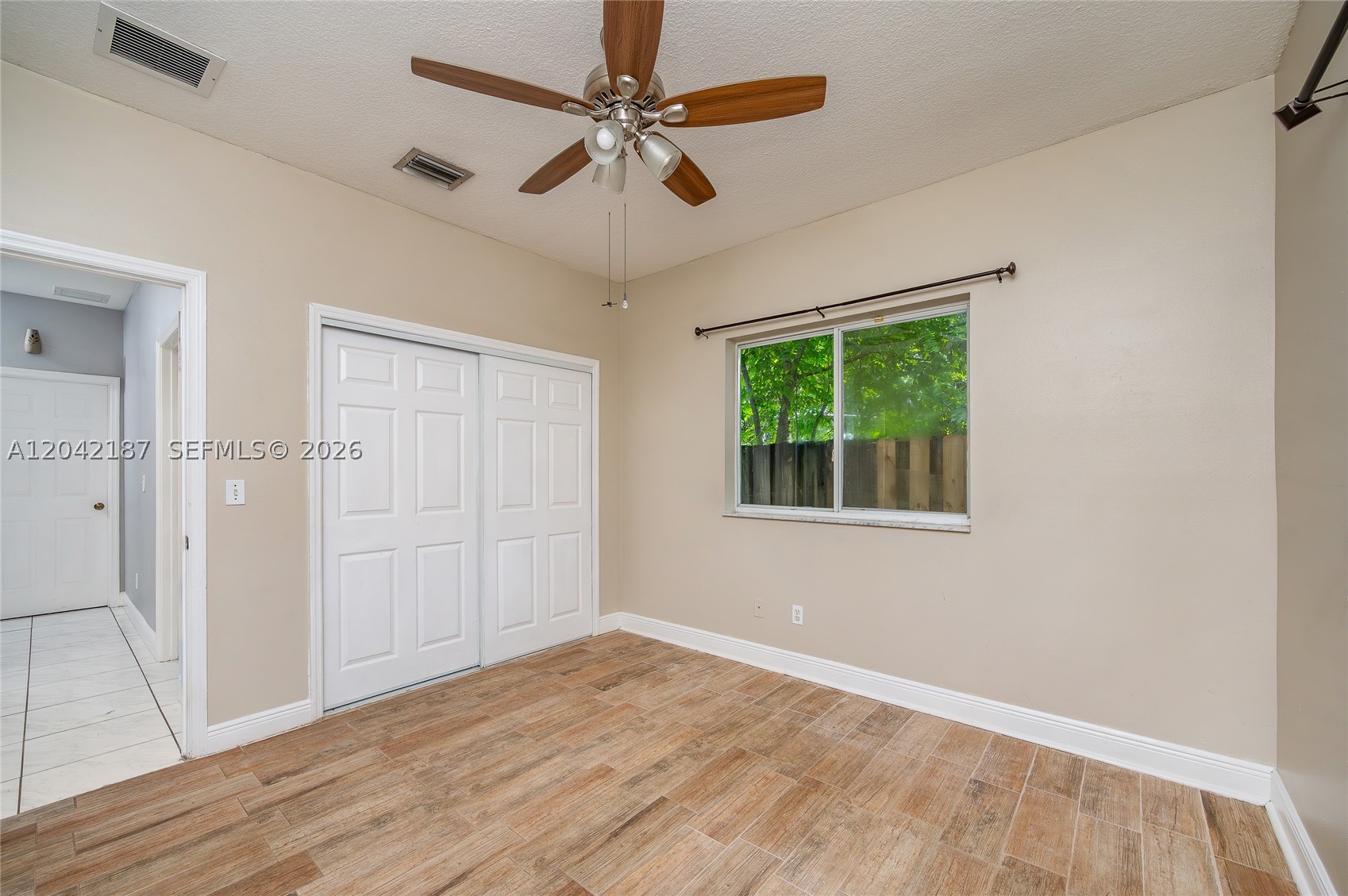 GOLDEN GLADES PARK - Residential
