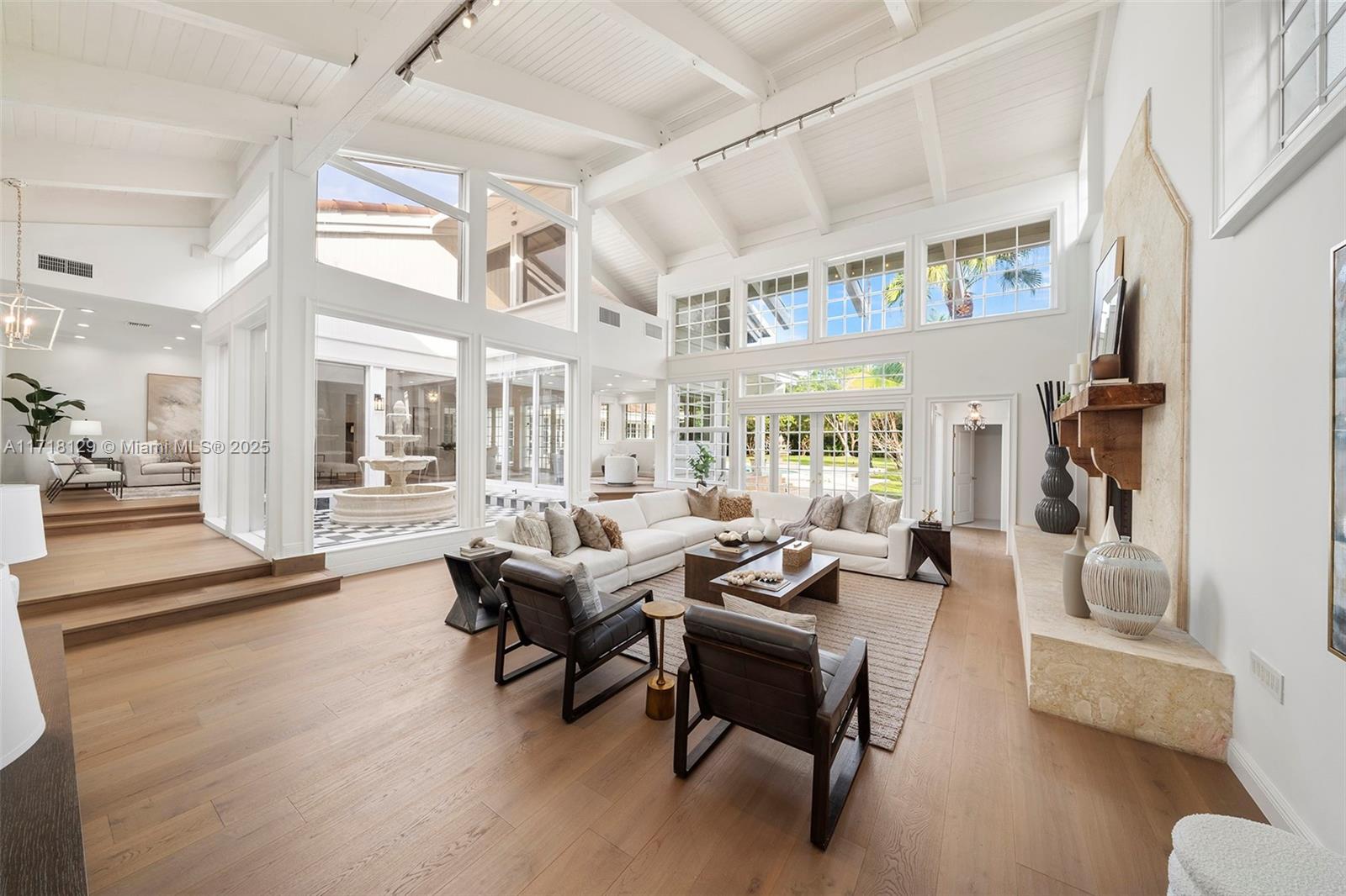SANSTROM ESTATES - Residential