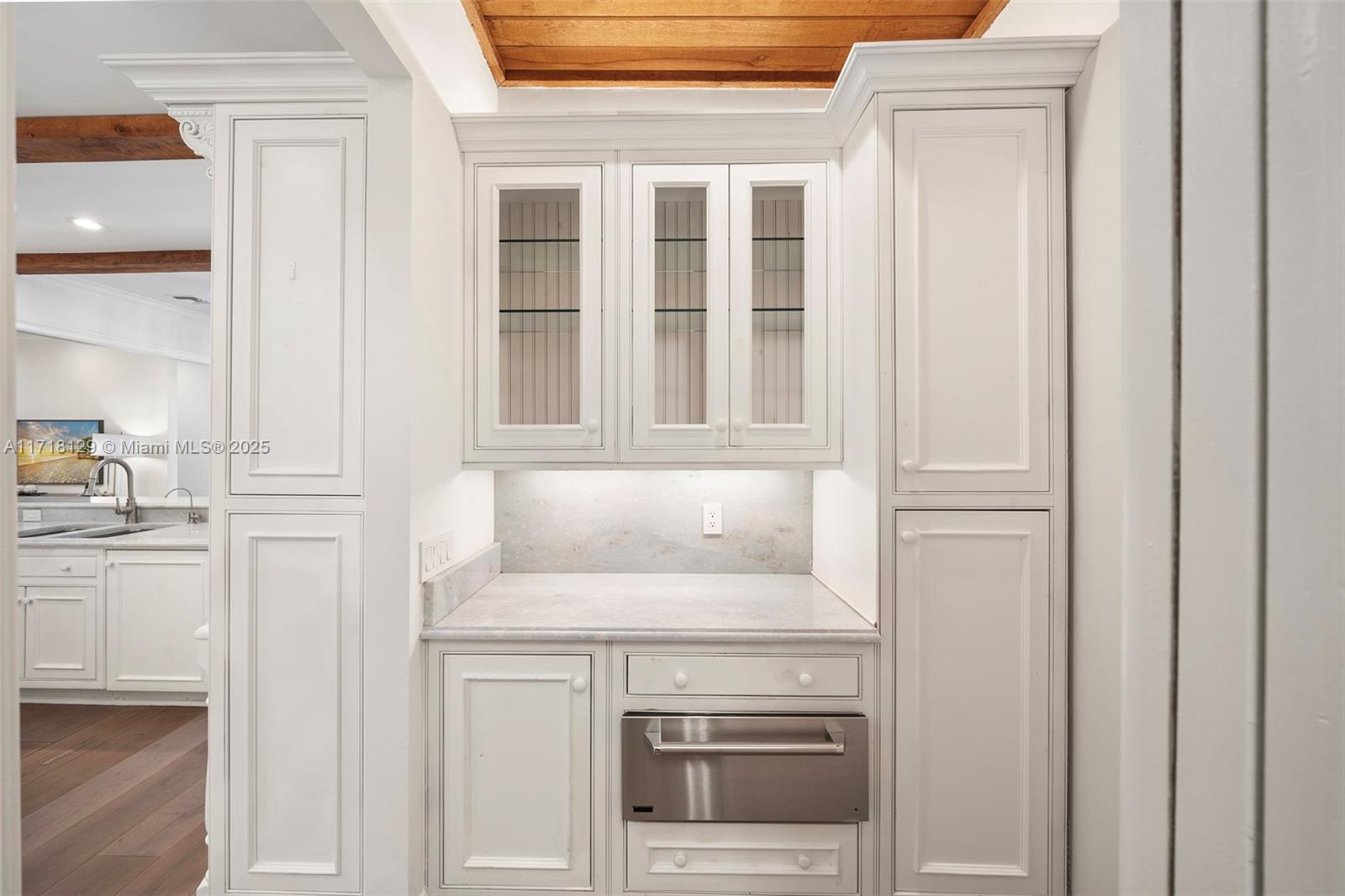 SANSTROM ESTATES - Residential