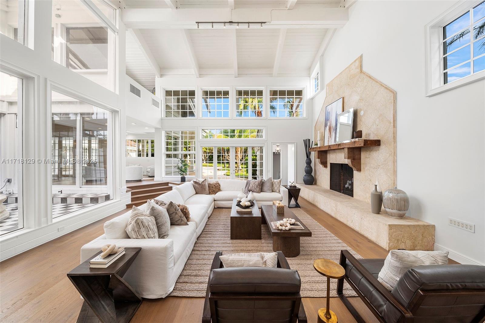 SANSTROM ESTATES - Residential
