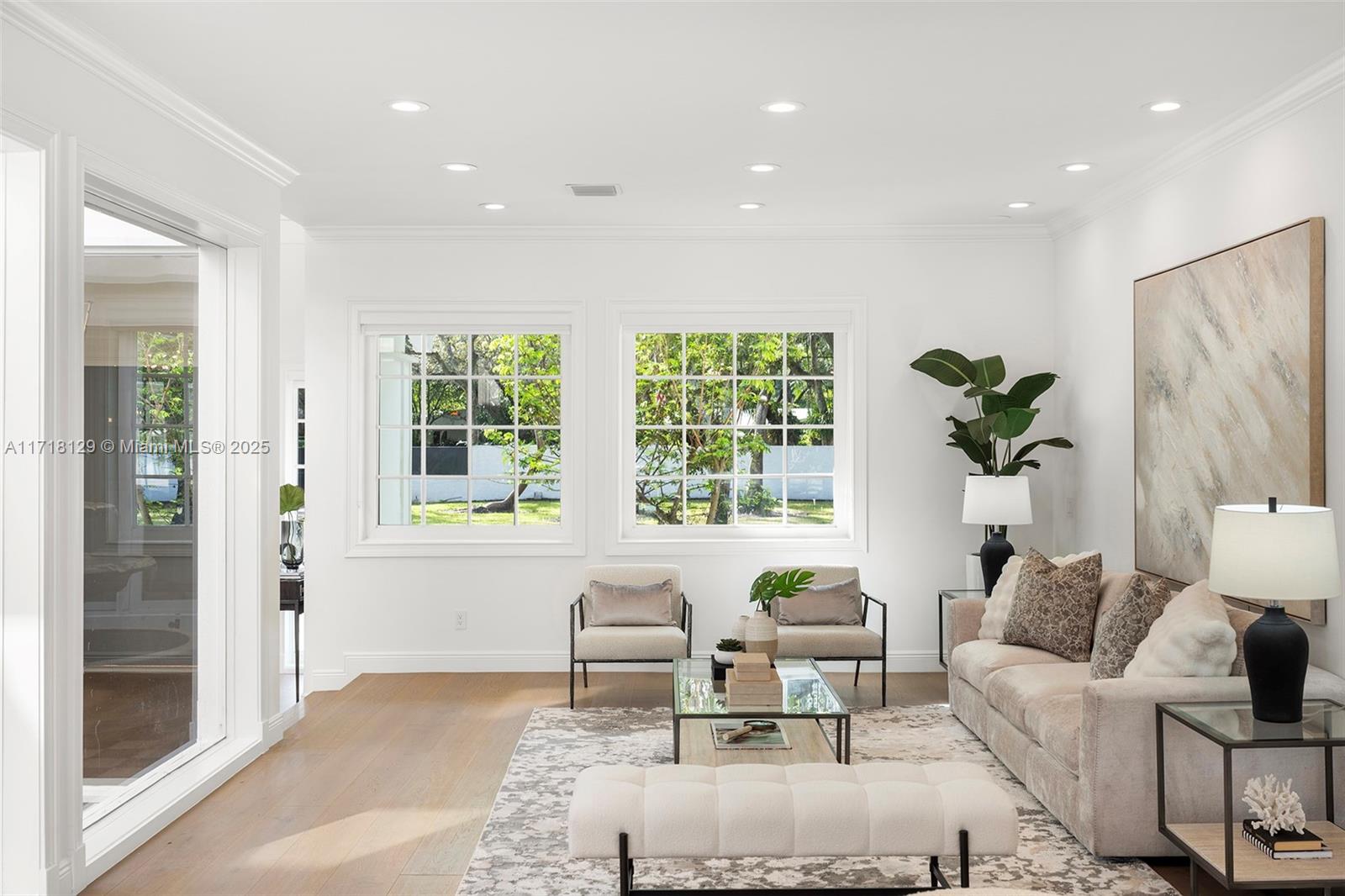 SANSTROM ESTATES - Residential