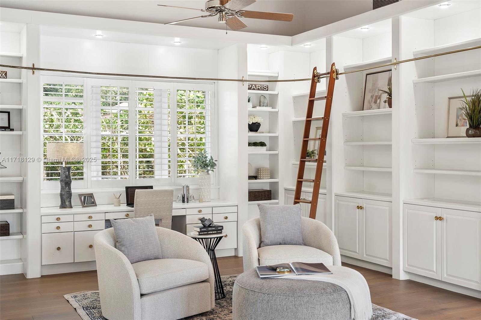 SANSTROM ESTATES - Residential