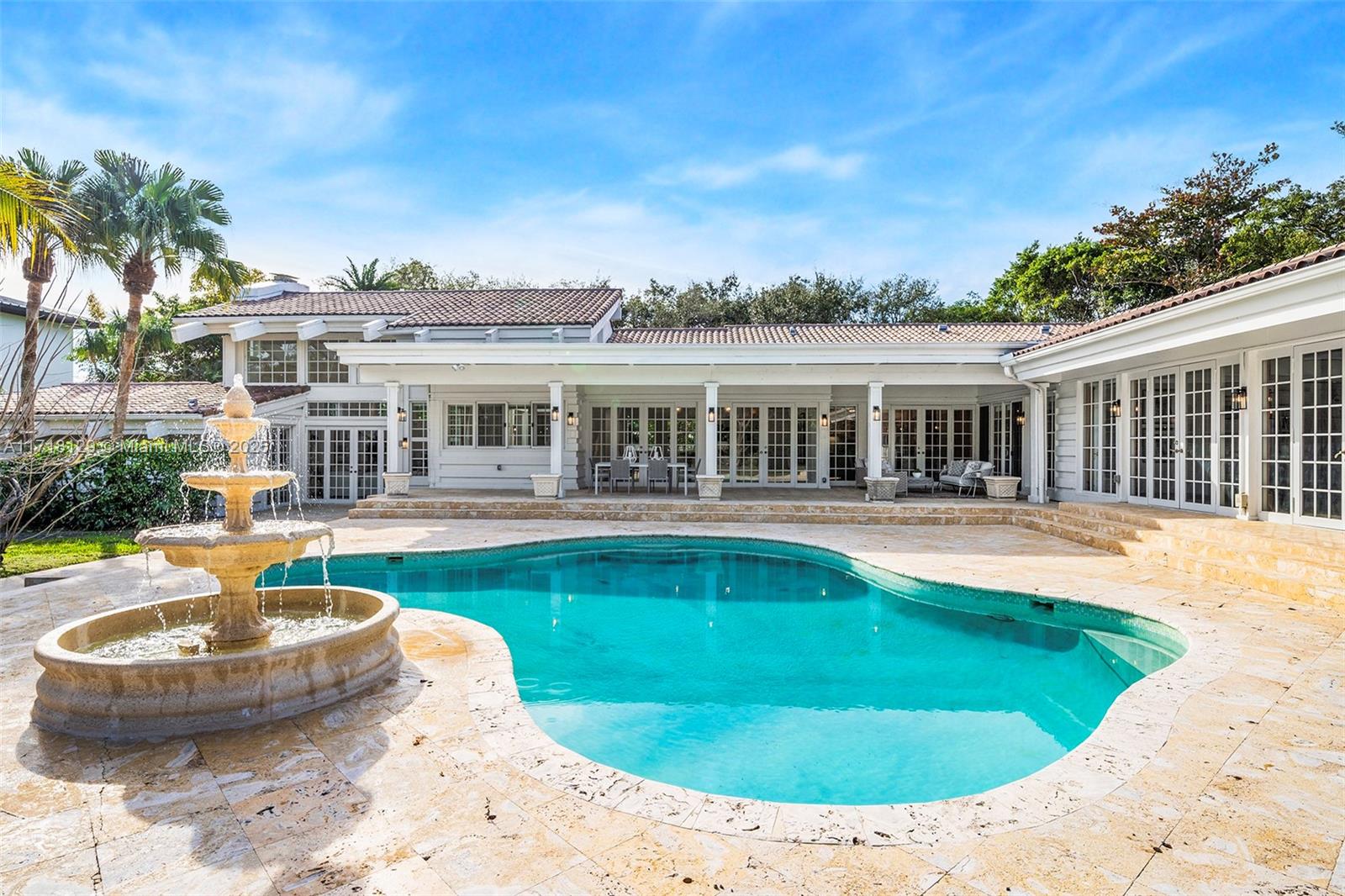 SANSTROM ESTATES - Residential