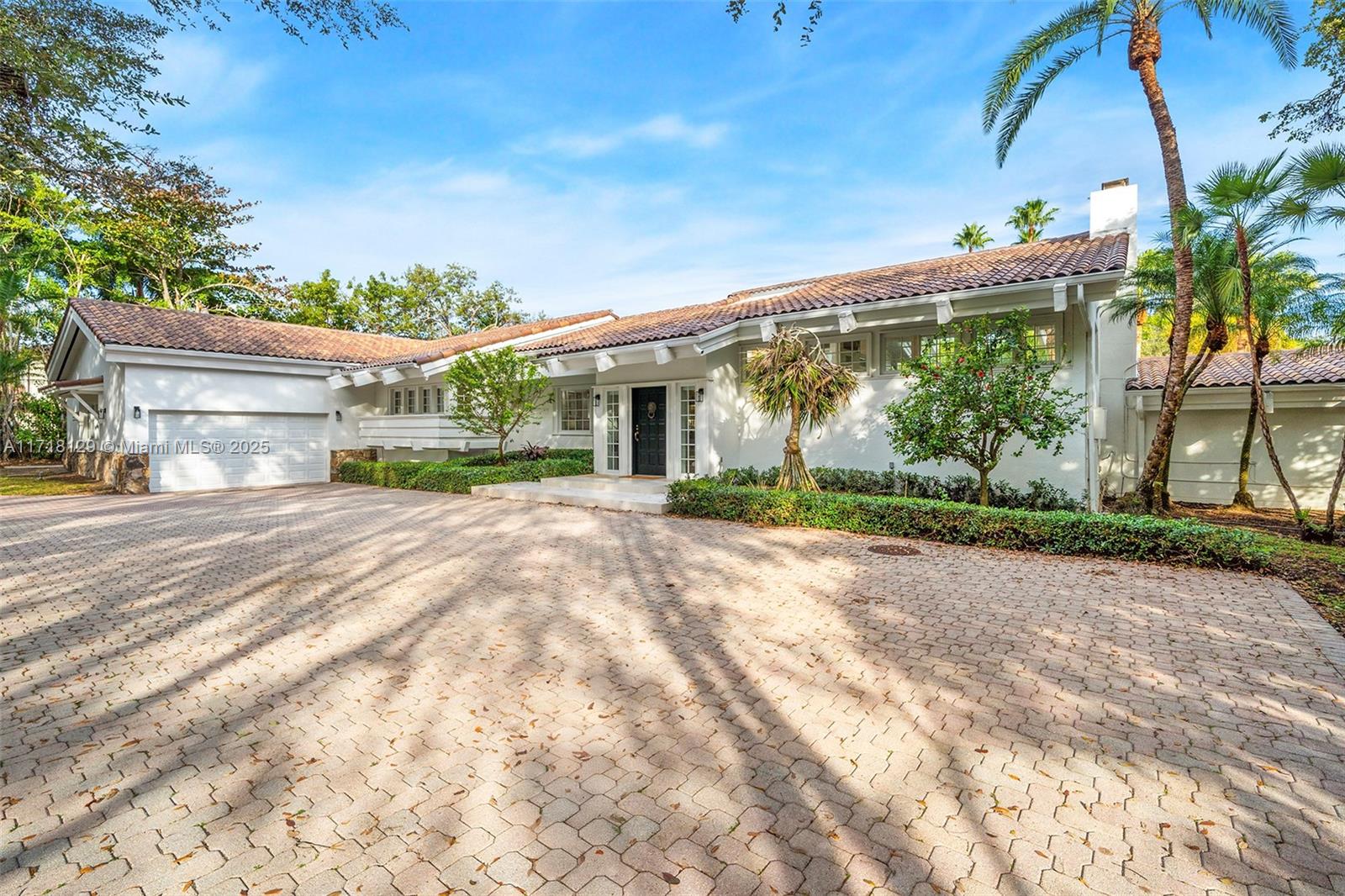SANSTROM ESTATES - Residential