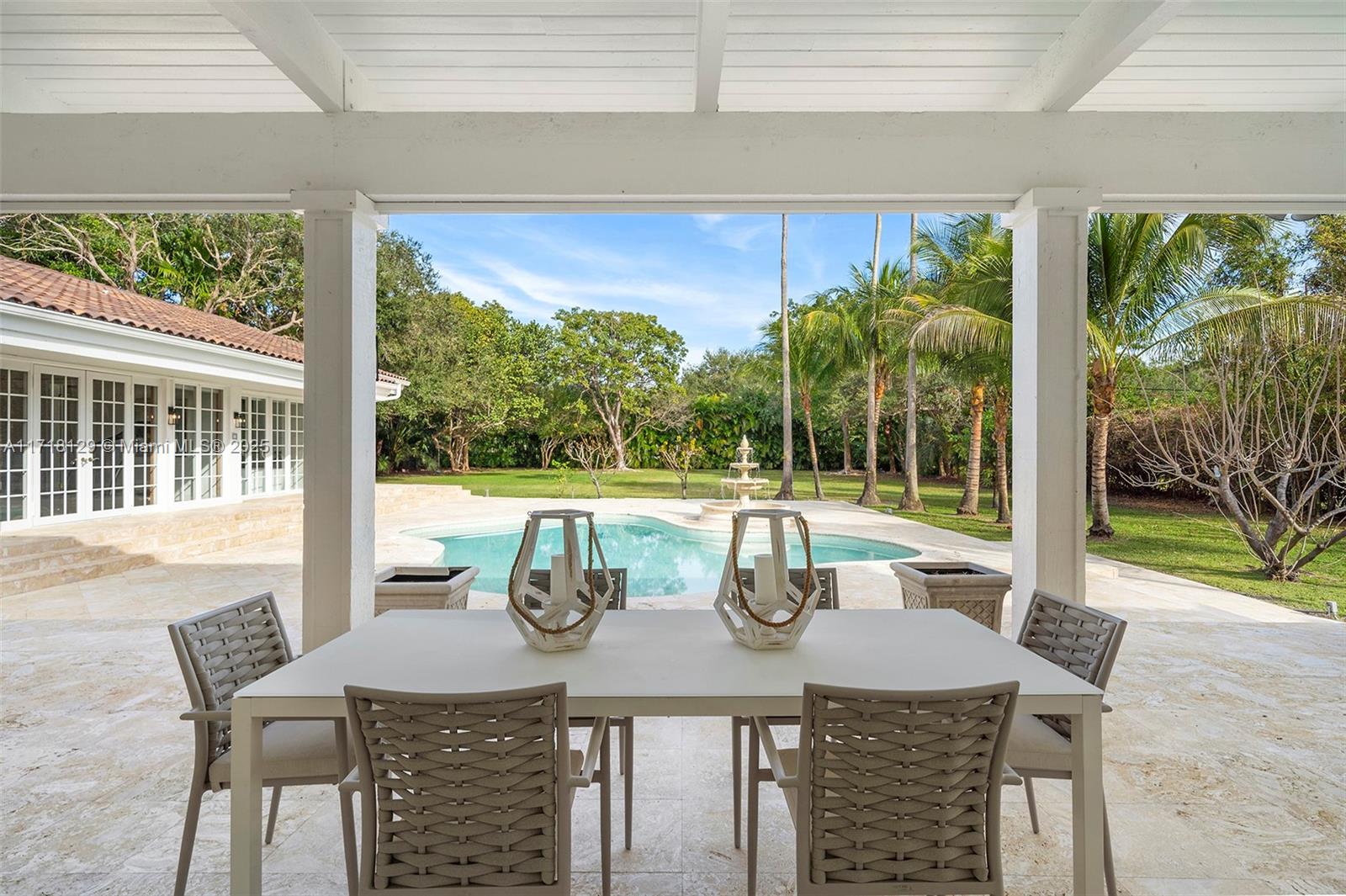 SANSTROM ESTATES - Residential