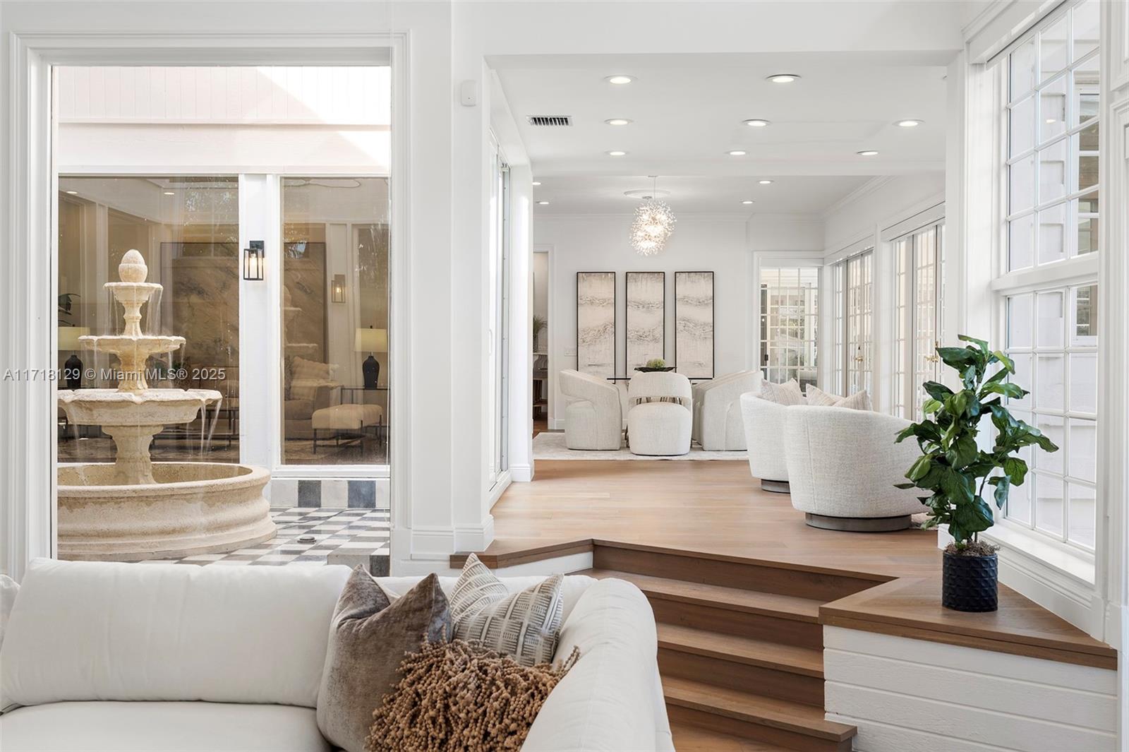 SANSTROM ESTATES - Residential