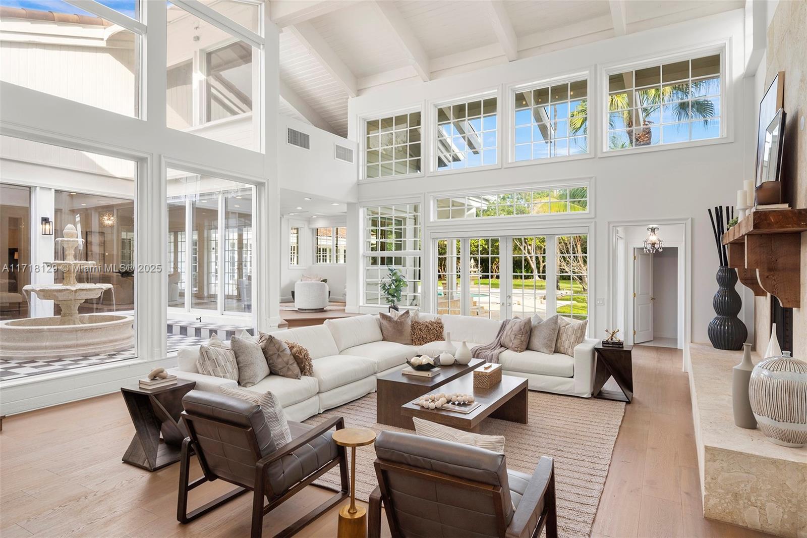 SANSTROM ESTATES - Residential